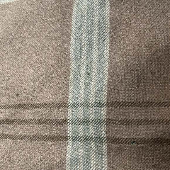 Vintage Cabin Reversible Green Plaid Camp Blanket With Fringe - Picture 5 of 9